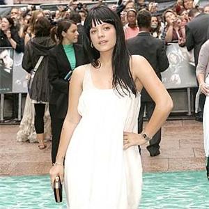 Lily Allen - Sayfa 2 Lily+allen_855_18599385_0_0_7003035_300