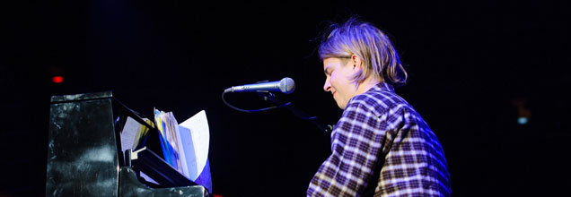 Tom Odell Performing