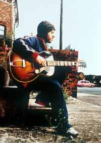 Badly Drawn Boy - 'Come On Eileen' Taken from the 'One Love - War child' album @ www.contactmusic.com