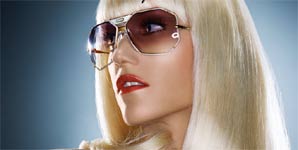 Gwen Stefani - Wind It Up - Video Stream