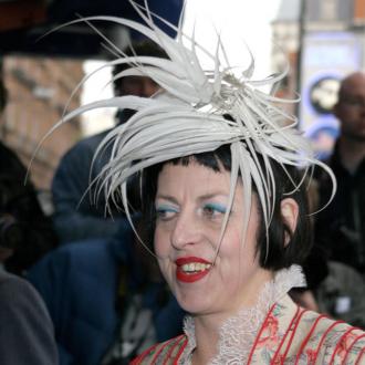 Isabella Blow&#39;s personal items to be exhibited in London - isabella_blow_621693