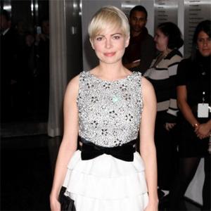 Michelle Williams Loves Marilyn's Simplicity 