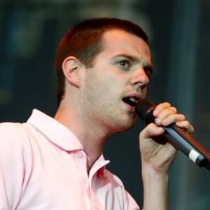 Dish - Mike Skinner Blasts Own Songs