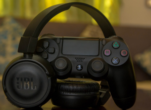 The Rhythm Of Gaming: How Music Influences Player Engagement