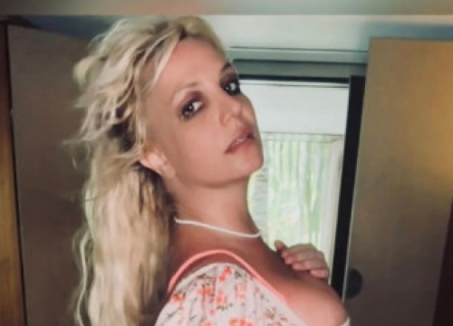 Britney Spears’ Family ‘unable To Go Near Her’