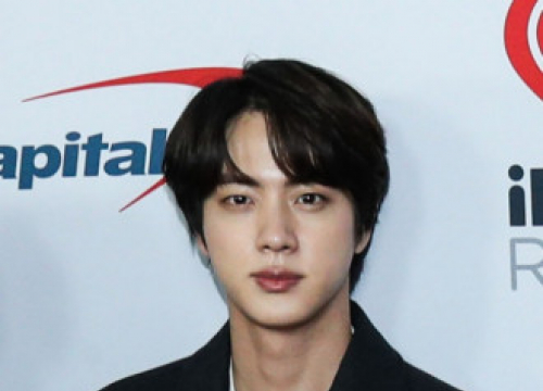 BTS Star Jin To Hug 1,000 Fans As He Returns From Military Service