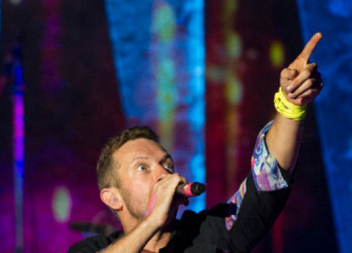 Coldplay's Chris Martin Wants To Tour In A Plane 'Powered By Milk'