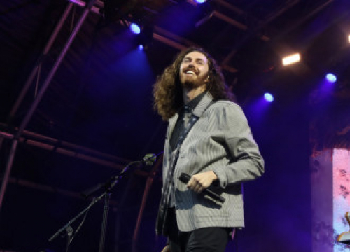Hozier ‘Massively Taken By Surprise’ After Too Sweet Tops Billboard’S Hot 100