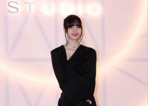 Blackpink’S Lisa Partners With Rca Records For Solo Works