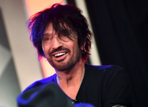 Tommy Lee Says Motley Crue Have 'A New Energy' After Dropping Music With New Guitarist John 5