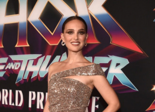 Natalie Portman Would Love A Thor And Captain Marvel Crossover