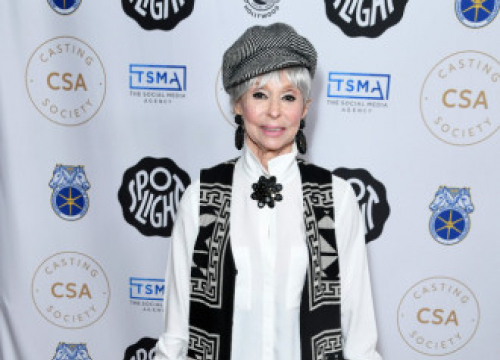 'Lonely' Rita Moreno Made Friends With Fellow Supermarket Shopper