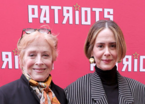 Sarah Paulson Explains Why She And Holland Taylor Still Live Apart After Nearly A Decade Together