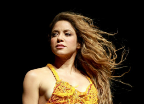 Lucien Laviscount Hails 'amazing' Shakira