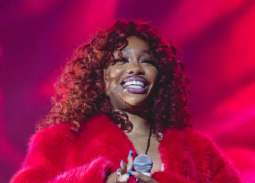 Sza Wins Big At Soul Train Awards 2023