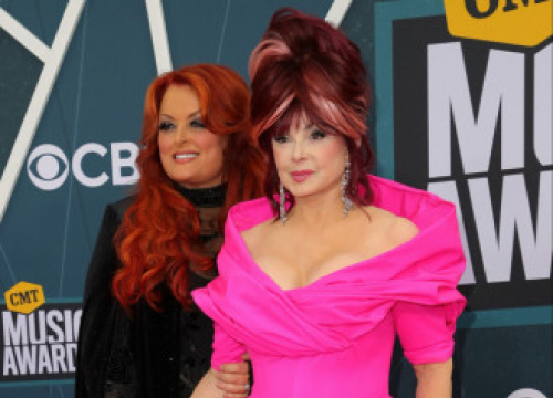 'The Judds' Tour To Go Ahead Without Naomi Judd