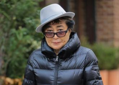 Yoko Ono Sues Former John Lennon Aide