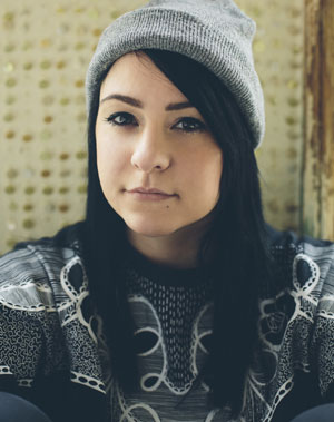Lucy Spraggan Announces Debut Album 'Join The Club' Released On September 30th 2013