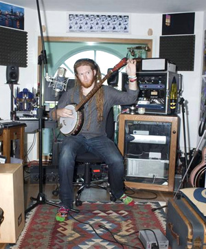 Newton Faulkner New Album 'Studio Zoo' Out On August 26th 2013 Plus Recording To Be Filmed 24/7 In His East London Home