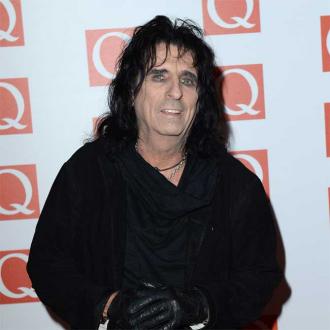 Alice Cooper thinks One Direction are 'pretty good'