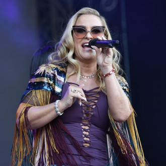 Anastacia  worried she had a brain tumour when she started the menopause