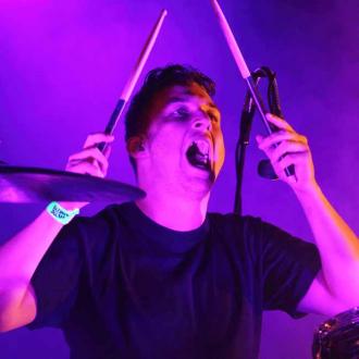 Arctic Monkeys to headline Reading and Leeds Festivals