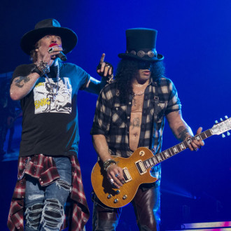 Axl Rose working with vocal coach ahead of resuming tour