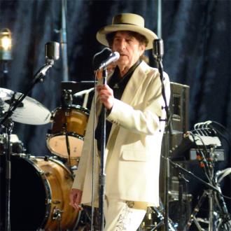 Bob Dylan slams critics