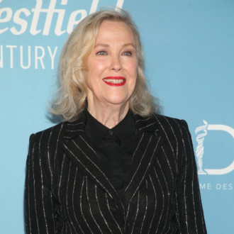 Catherine O'Hara scolded for checking out pope's closet