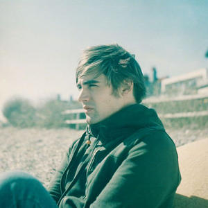 Charlie Simpson Launches Young Pilgrim