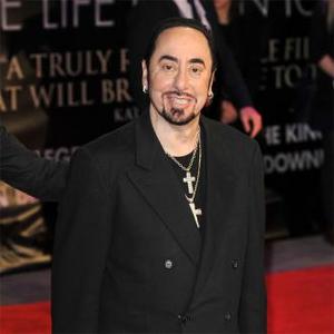 David Gest And Patsy Palmer To Have Magic Birthday Party