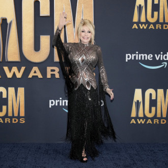 Dolly Parton still gets starstruck