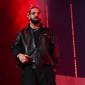 Drake gives $30k bag to audience member