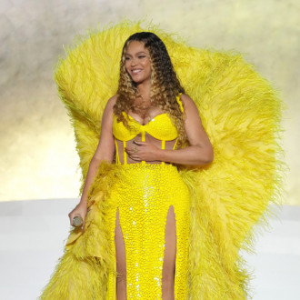 Grammys chief praises Beyonce