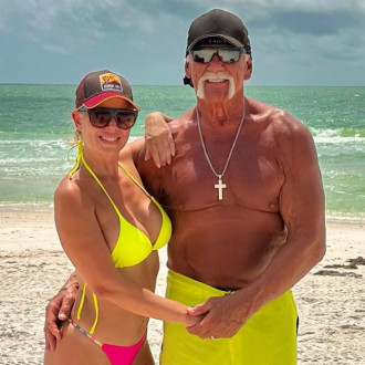 Yes, brother! Hulk Hogan ‘married for third time to yoga instructor girlfriend 25 YEARS his junior’