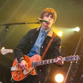 Jake Bugg doesn't watch others perform
