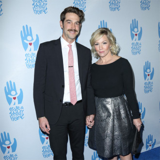 Jennie Garth's husband presented her with an invoice after he did some house work