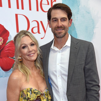 90210 star Jennie Garth reveals why she married a younger man