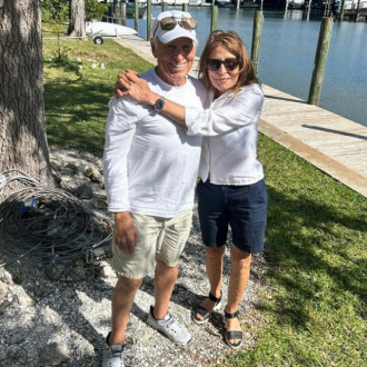 Jimmy Buffett's younger sister battled cancer at the same time as the late star