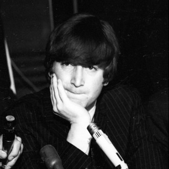 John Lennon’s killer ‘said sorry to witnesses for ruining their night’