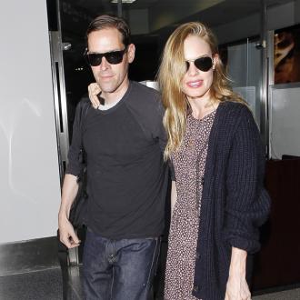 Kate Bosworth found movie set love 'awkward'