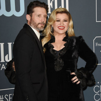 Kelly Clarkson and ex-husband Brandon Blackstock settle lawsuit
