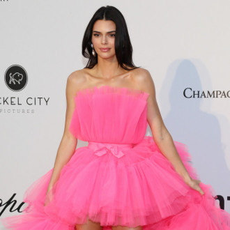 I don't let a lot people into my life, says Kendall Jenner