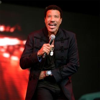 Lionel Richie named 2016 MusiCares Person of the Year