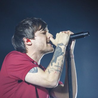 Louis Tomlinson finds parenting challenging