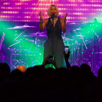 Mary J Blige performs in London for her 'biggest fans'