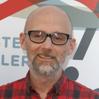 Moby builds 'wall' between public and private life