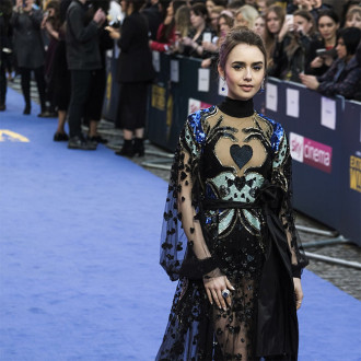 No special treatment for Lily Collins on Windfall set