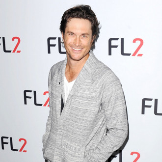 'There was no trauma!' Oliver Hudson clarifies comments about his mother Goldie Hawn