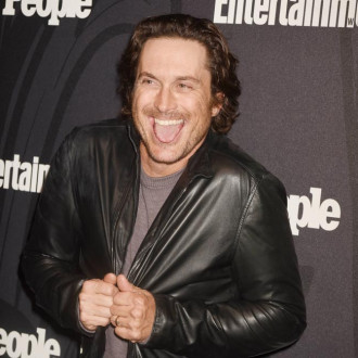 Oliver Hudson admits to cheating on his wife before they married